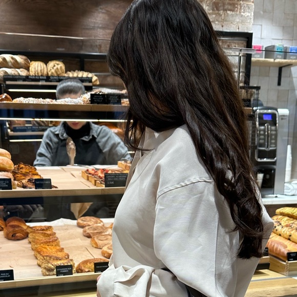 Meet your Posher - Picture 1 of 1